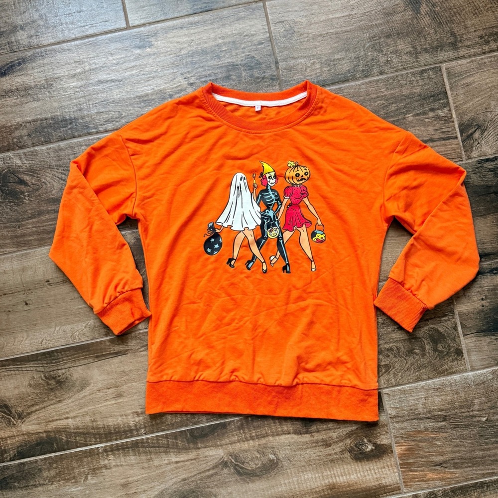 Boutique Kitschy Retro Halloween Pin Up Graphic Crew Sweatshirt, Orange, S